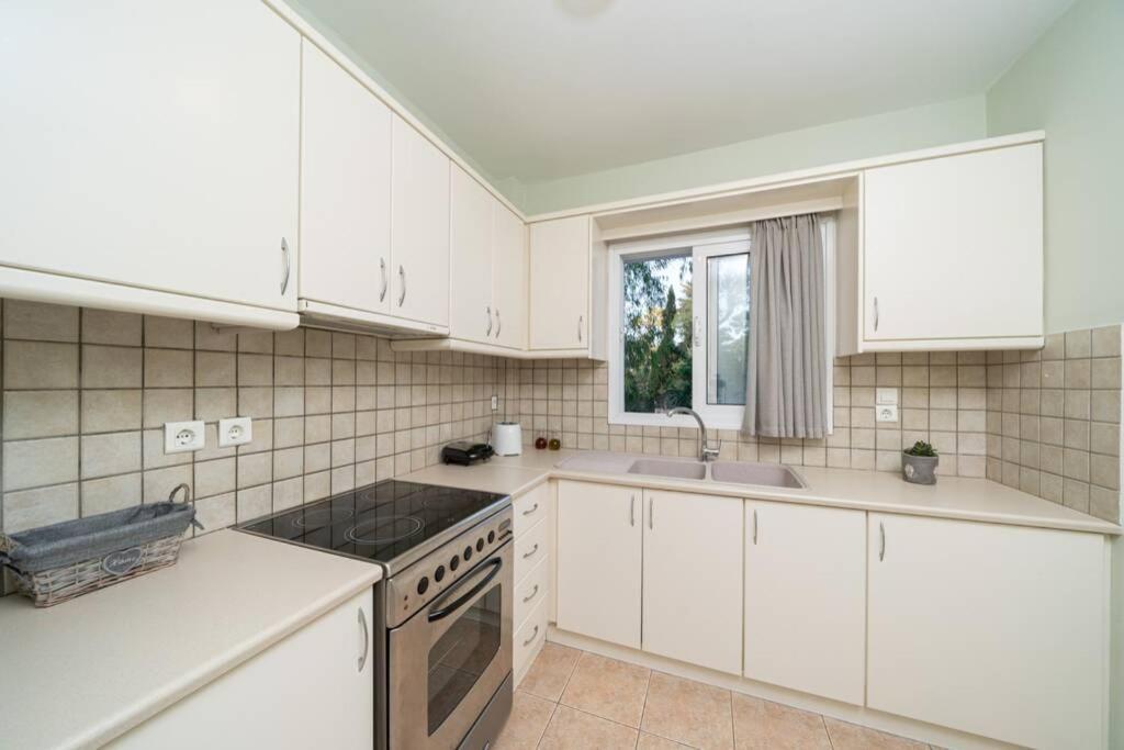 Central & Elegant Suite With Private Garden Argostoli  Buitenkant foto