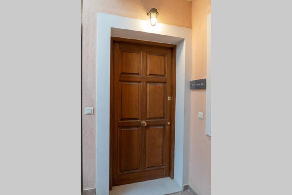 Central & Elegant Suite With Private Garden Argostoli  Buitenkant foto