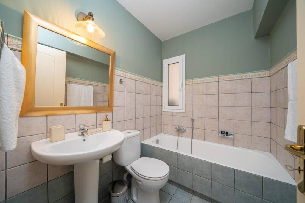 Central & Elegant Suite With Private Garden Argostoli  Buitenkant foto